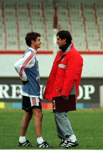 monitocarp14's tweet photo. Los MESSIstas aman los payasos y las frases de RAMON ♪♪
#FPfecha14 @FutbolPermitido @AlinaMoine @nachogoano http://t.co/XpiLHF8UTX