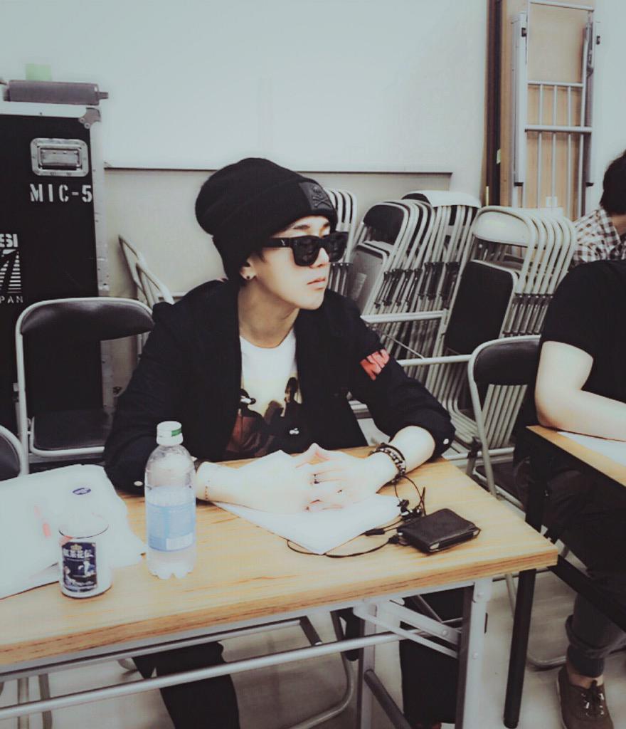 shfly3424's tweet photo. ただ1にちのこった.
2年半ぶりのライブだよ.
すごくワクワクしている.
みんなありがとう！⛅️ http://t.co/gXAi08blvs