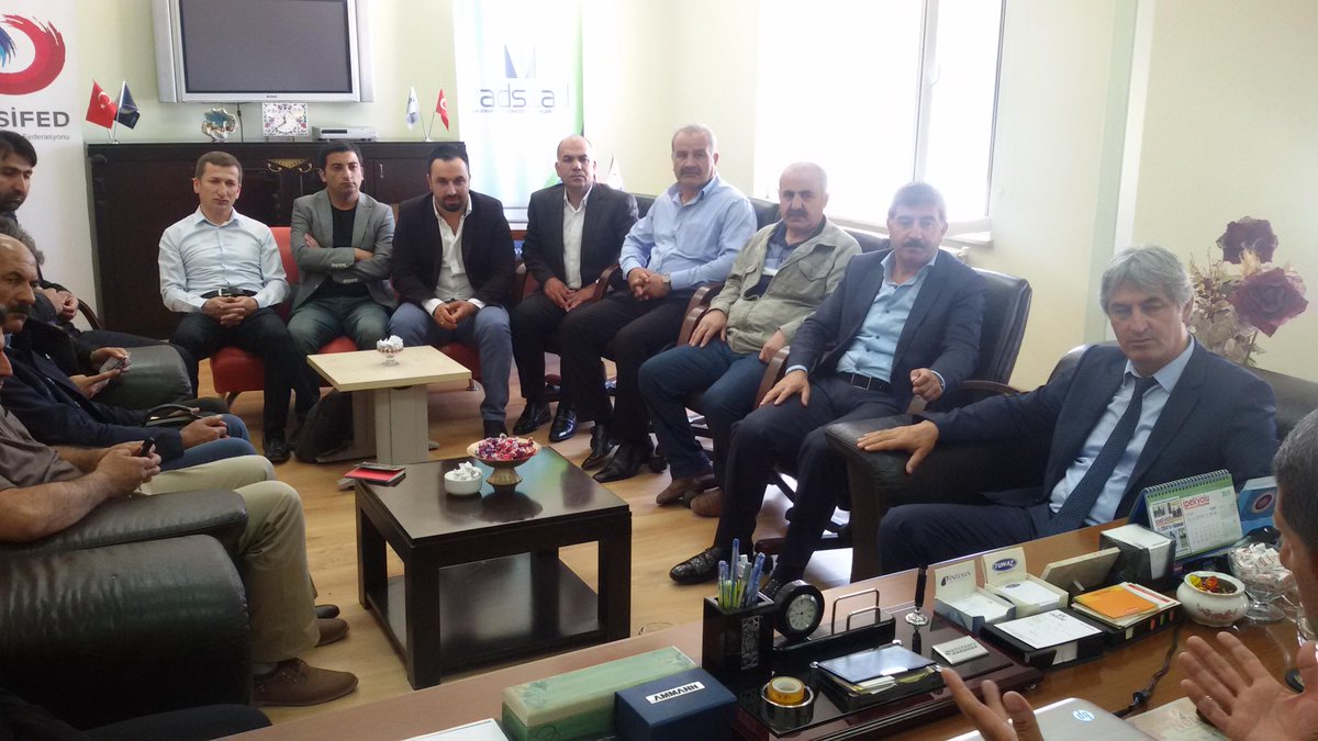 HDP den federasyonumuza ziyaret sayın  Lezgin Botan ve Irak Kürdisatan'nından (YNK ) Abdülselam Dıhoki'ye tşk ederiz.