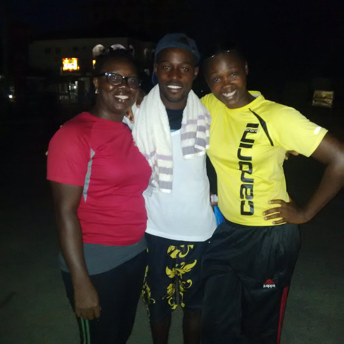 OJNofficial's tweet photo. Morning Nigerians within & outside. Today we begin our #TrekForGEJ back to Abuja. This time, we shall trek vie plane http://t.co/GnEmwLHrWR