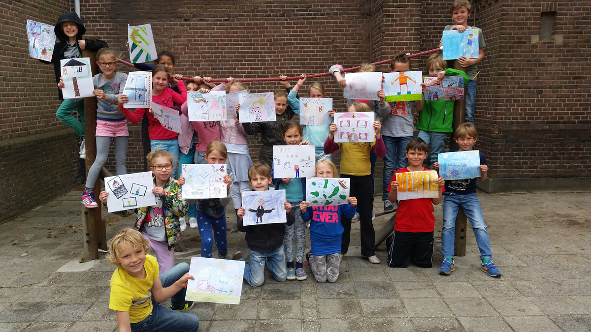 TweetaDreamNL's tweet photo. Vandaag is het zover! Vier samen met ons Int. Dag van het Kind !! #TweetaDream #onderwijs #dromen @_ourfutureworld http://t.co/QS0ro808la