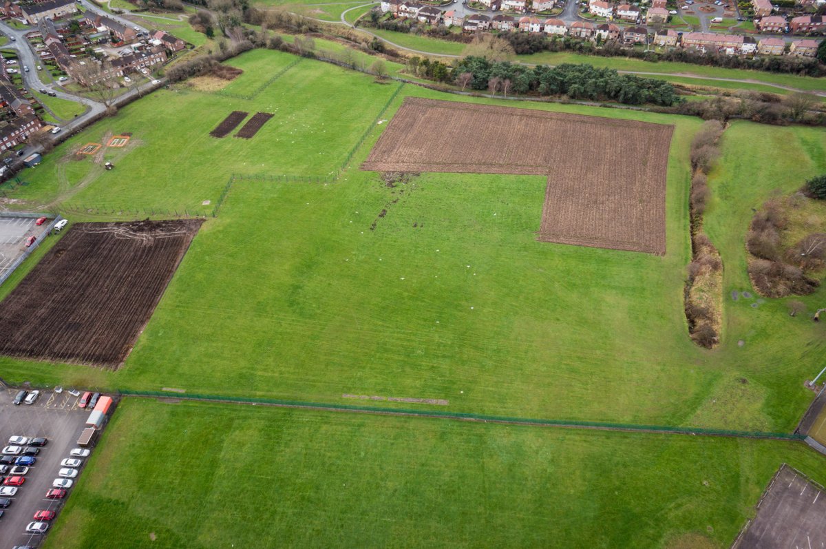 BridgeFarms's tweet image. Interviews with some of our partners &amp;amp; stunning aerial shots of the farm in Ellesmere Port! bridgecommunityfarms.co.uk/A-view-from-th…