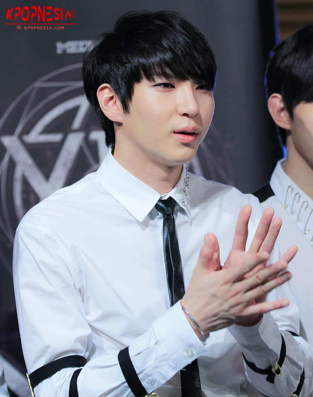 CGZQuN0UkAA0Yia.jpg:large