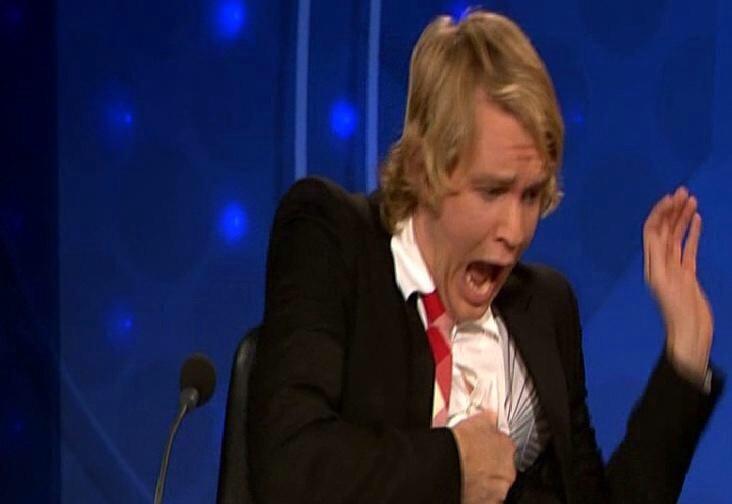 När man nuddar ett tuggumi under ett bord