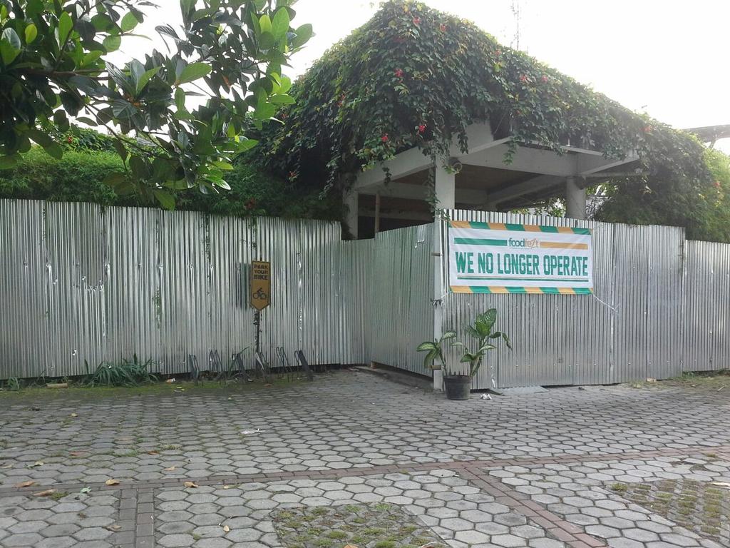 Kita ketemu via online delivery yaa, tuips. Sila cek makandiantar.com buat pesan menu FoodFezt &amp; gerai lainnya.