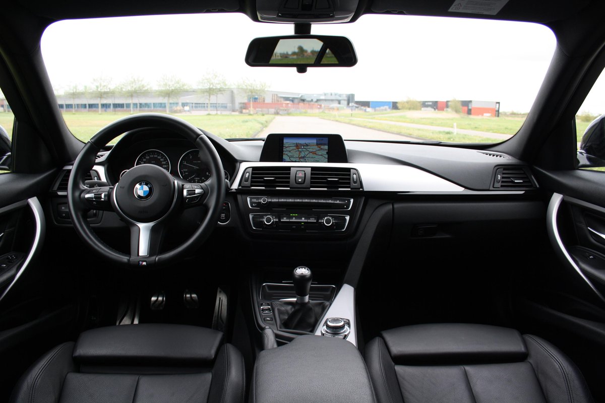 BMW 320d 184PK F30 I M Pakket I 19 inch I Leder I Open Dak I Dealer onderhouden I BTW auto mdjautos.nl/aanbod/bmw-320…