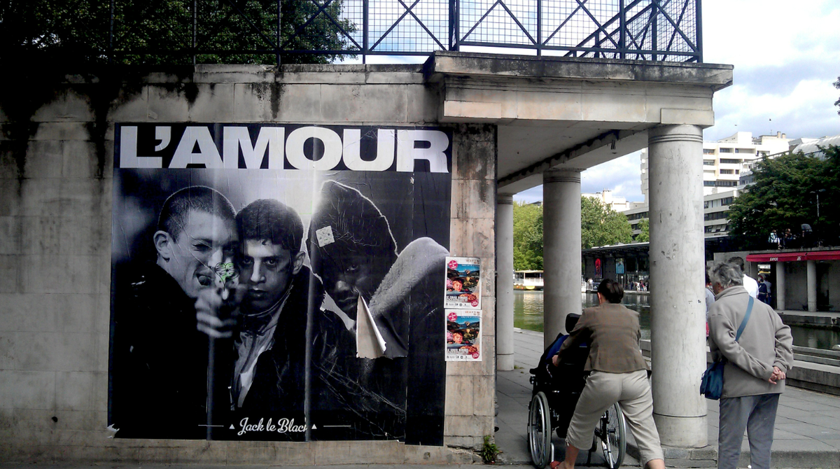 LLescalier's tweet image. #MERCI à ceux qui nous poussent dans L'#Escalier ! 
#culture #Paris #théâtre #Ourcq #haine
fr.ulule.com/lescalier/