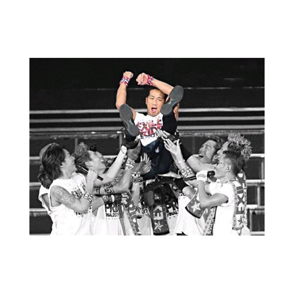 misa3jsbomi's tweet photo. HIROさんHBD💙💙
HIROさんのおかげで今のLDHがある。
HIROさんには本当に感謝してます。
#HIROさん誕生日
#いつもありがとう http://t.co/izq5xeCufO