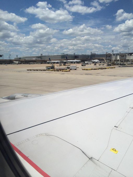 Ekkkkk stuck on the runway on my layover and my next plane takes off at 230 ..... Hope I make it http://t<a href="/tag/fan"class="tags"><span>#fan</span></a>