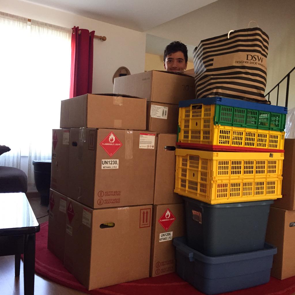 mishbogz's tweet image. Moving out has me like my house: a mess. Hey, at least I have a box fort. #fightme #nogirlsallowed #nowayin