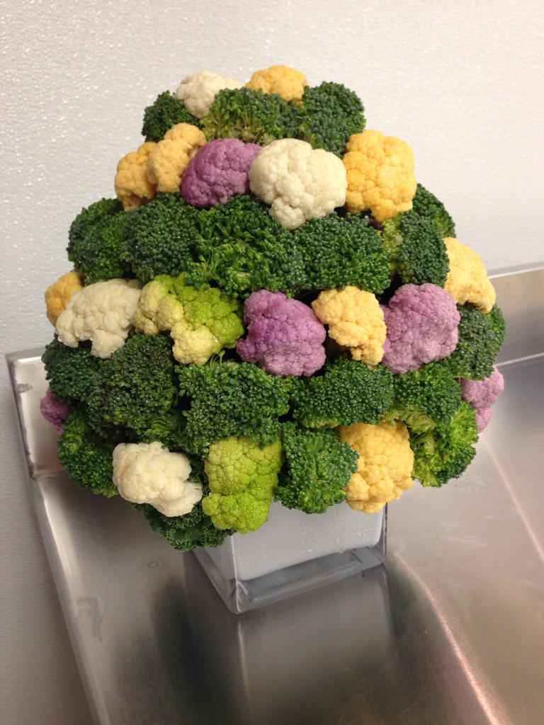 cruditecreation's tweet photo. Had a special request for a broccoli and cauliflower only bouquet.  #veggie bouquet #birthday gift http://t.co/B99S7BCMYT