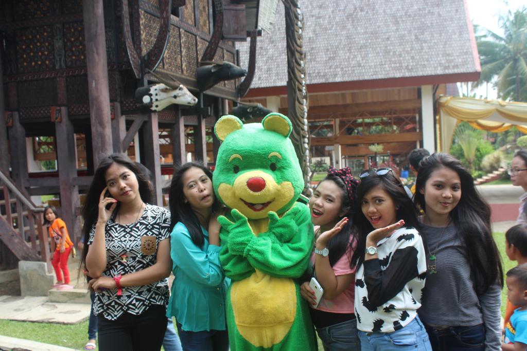 peAndhini's tweet photo. TamanMiniIndonesiaIndah🙌 http://t.co/vRgoYyM3l5