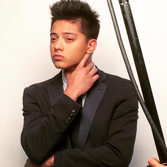 _KNSpikersItaly's tweet photo. "@imdanielpadilla wears #fixclaydoh @benchtm Looking dapper as always!" © migspastor https://t.co/NkTGVaruRt http://t.co/fCv87dbH8y
