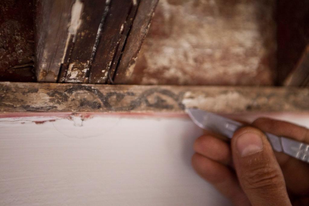 AlArtesania's tweet photo. Continuamos con #restauración 2º #artesonado #Granada http://t.co/rnwRFCVCAZ #wood #arabic #alhambra #handmade http://t.co/cd8Z5ixvSA