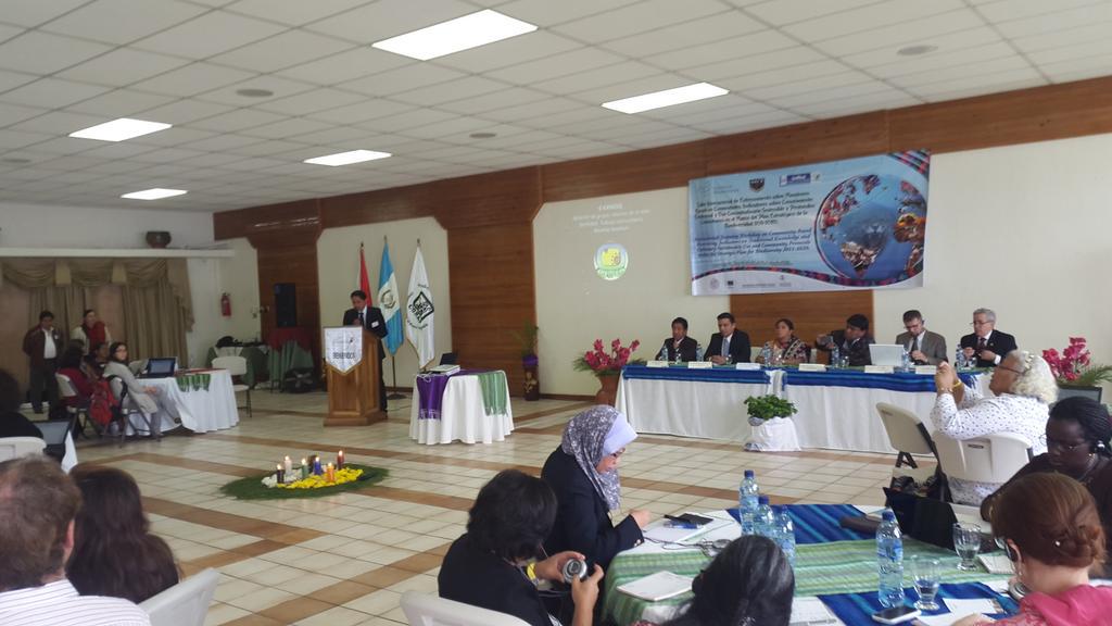 CONAPgt's tweet photo. Hoy 6 Kawoq inicia taller mundial sobre biodiversidad y pueblos indígenas. Hay representantes de más de 50 países http://t.co/DvMxAuDmMP