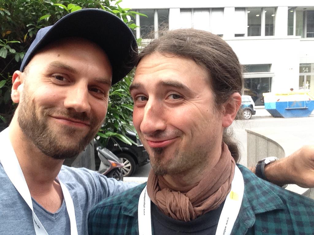 sashion's tweet photo. Auf der @webinale trifft man alte Kollegen #schnubi #tribalddb http://t.co/rP1omY92fa