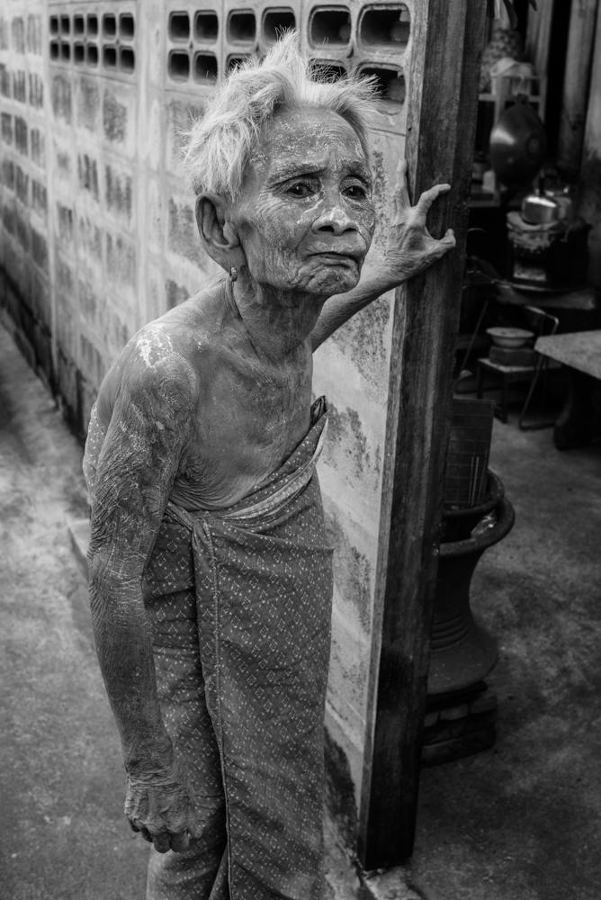 Dalam_Images's tweet photo. Khlong Toey © @mccools @Dalam_Images 
#Photojournalism #Bangkok #Thailand 
http://t.co/SuDBjZLOj0 http://t.co/0yZIe4hWop