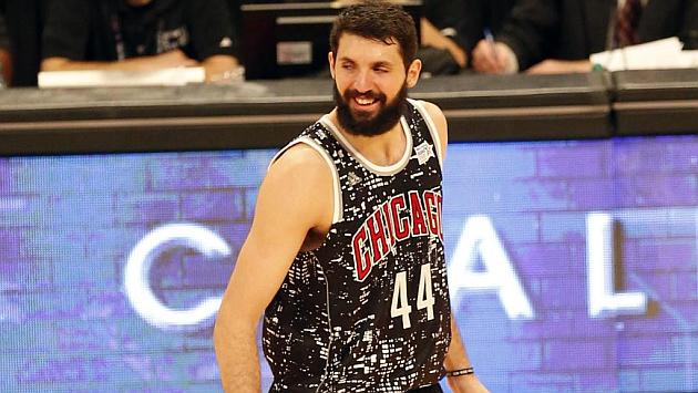 marca's tweet photo. .@threekola Mirotic dice sí a España  http://t.co/QkqYREC1wW http://t.co/pk4mkHNyDr