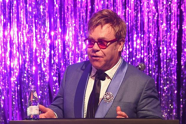 MrSteerpike's tweet image. Concert steward does not feel the love at Elton John gig specc.ie/1RYaeuX @spectator