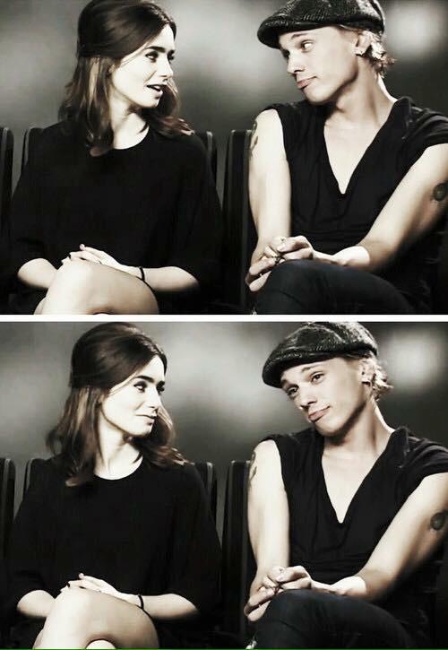 They're so adorable😍☺️

#Jamily #JamilyIsBack #JamilyAlwaysAndForever #AlwaysandForever