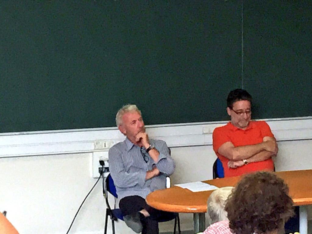 Ce jeune homme concentré sur le #CarignanDay, vous le connaissez! Il intervient ce soir à #SupAgro! Cc <a href="/CavisteTF/">Cave Trinquefougasse</a>