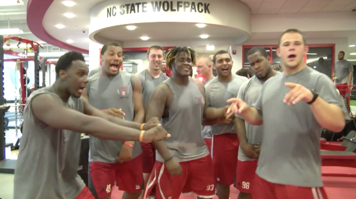 PackAthletics's tweet photo. Hey @TaylorSwift13 @PackFootball did THIS to get u to come see them when you’re in town! https://t.co/OU9xuzbkF0 http://t.co/Nyv7QECb0p
