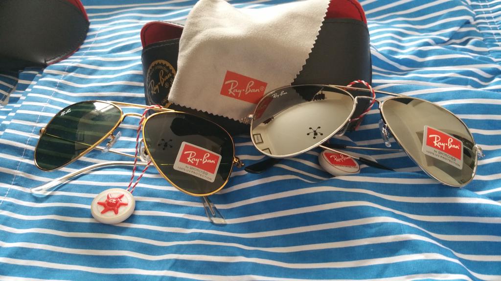 RAY BANS FOR SALE!!
HURRY AND GET A GREAT DEAL TODAY!!
🌞🌞🌞🌞🌞🌞🌞🌞
MESSAGE ME ASAP £30 
🌞🌞🌞🌞🌞🌞🌞🌞