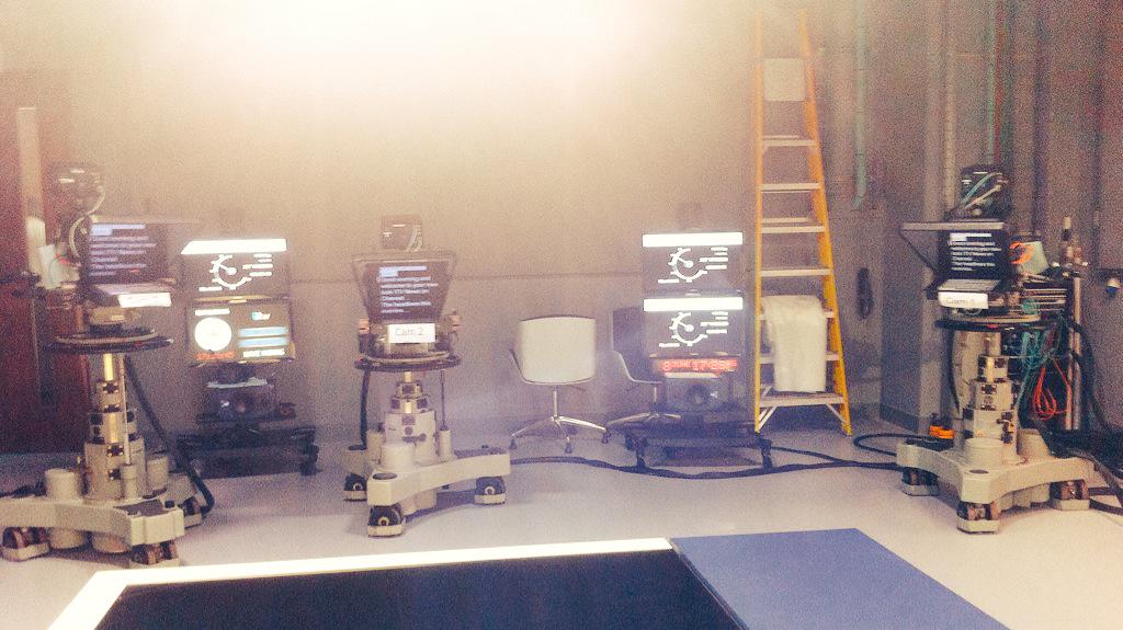 GaryBurgessCI's tweet photo. As promised, news fans. We're all set for day one at Castle Quay. #ChannelMove http://t.co/5zPLnHQ5Ia