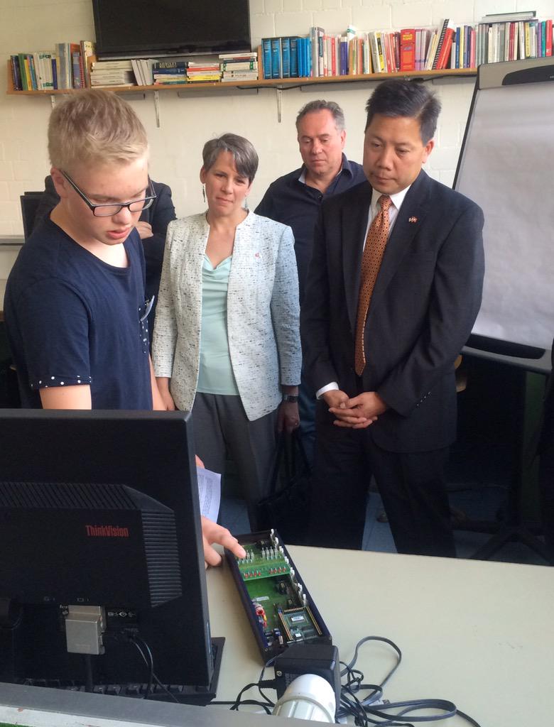 Chris Lu tweet media