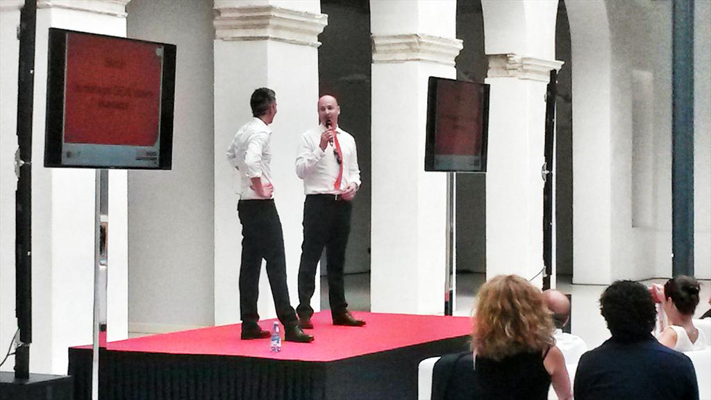 verenagodani's tweet photo. Autoironia per avere successo nel business. Ci esercitiamo con @giovannivernia al #workshock con @AdeccoItalia http://t.co/U9ELenG4fT