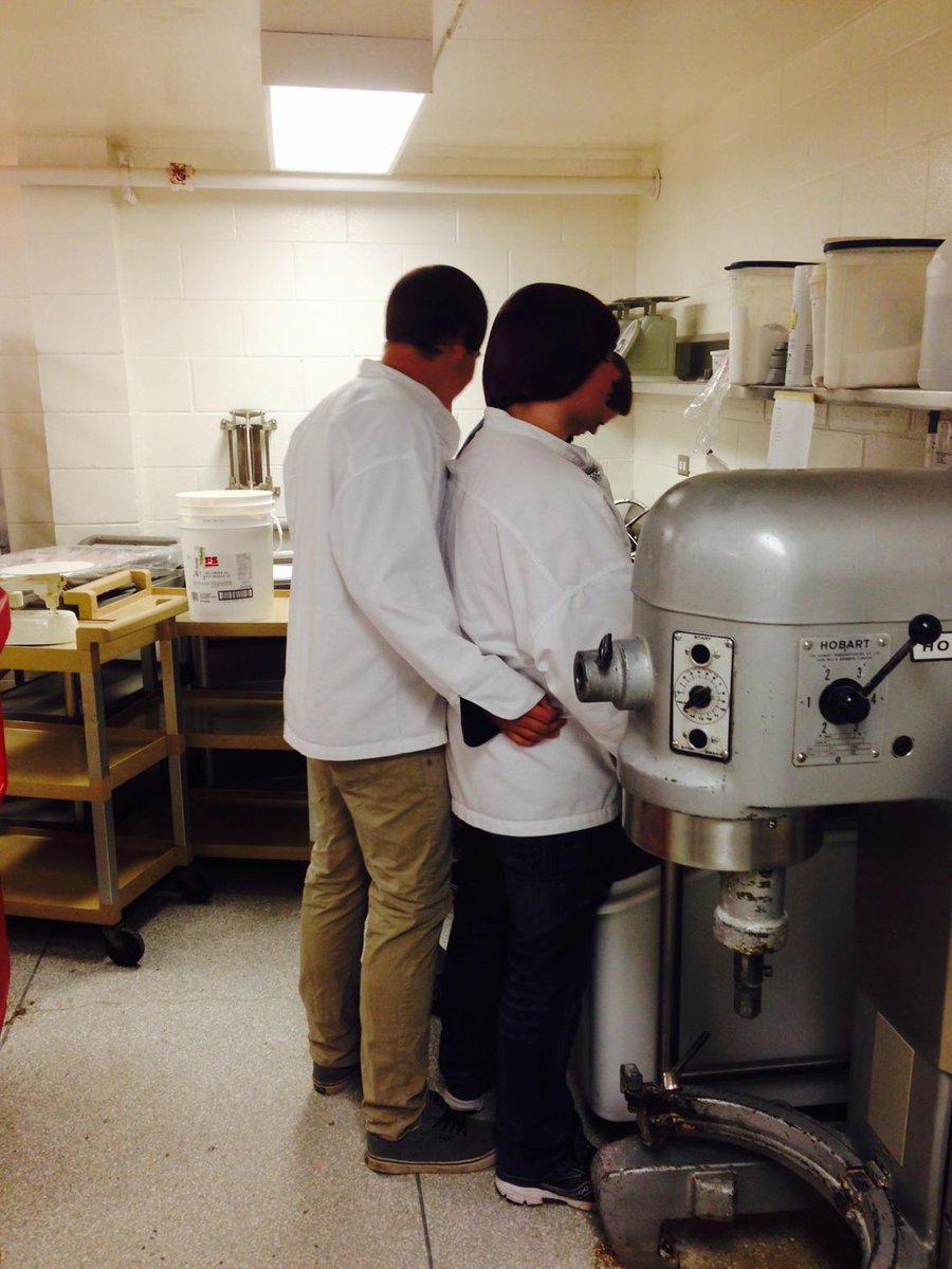 ECSChef's tweet photo. The kitchen brings people closer together. http://t.co/Khf1NbCwRR