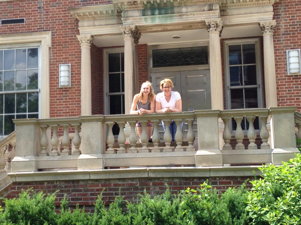 XAllisonNicole's tweet image. one more #NationalBestFriendDay