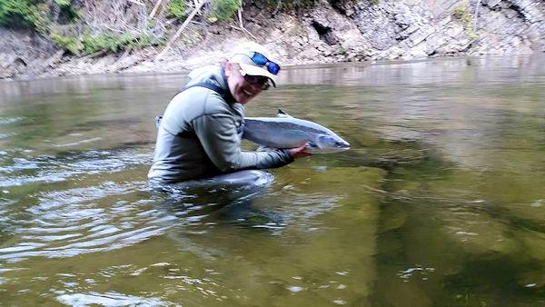 QuebecSporting's tweet image. Dartmouth River - June 7, 2015
#GaspeQuebec #AtlanticSalmonFishng #GuideService #Sage #Rio #Hookup #Release