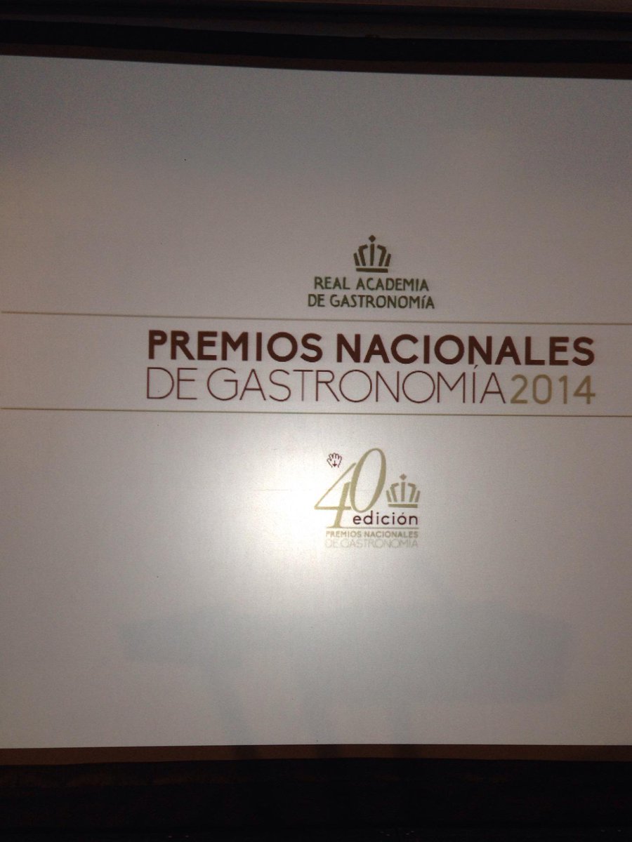 GuiaRepsol's tweet photo. Todo listo para la entrega de los Premios Nacionales de Gastronomía #PNG2014 https://t.co/Ocw9XnZ3NI http://t.co/B29sKfAbYv