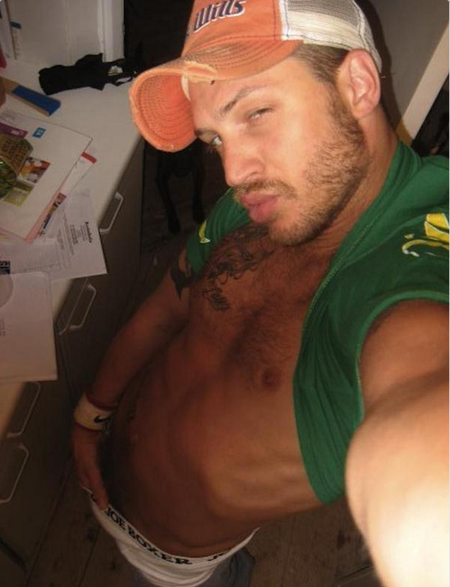 BuzzFeed's tweet photo. A reminder that Tom Hardy had the best MySpace profile of all time http://t.co/fUcRvCG0nw http://t.co/I3Nc06hr23