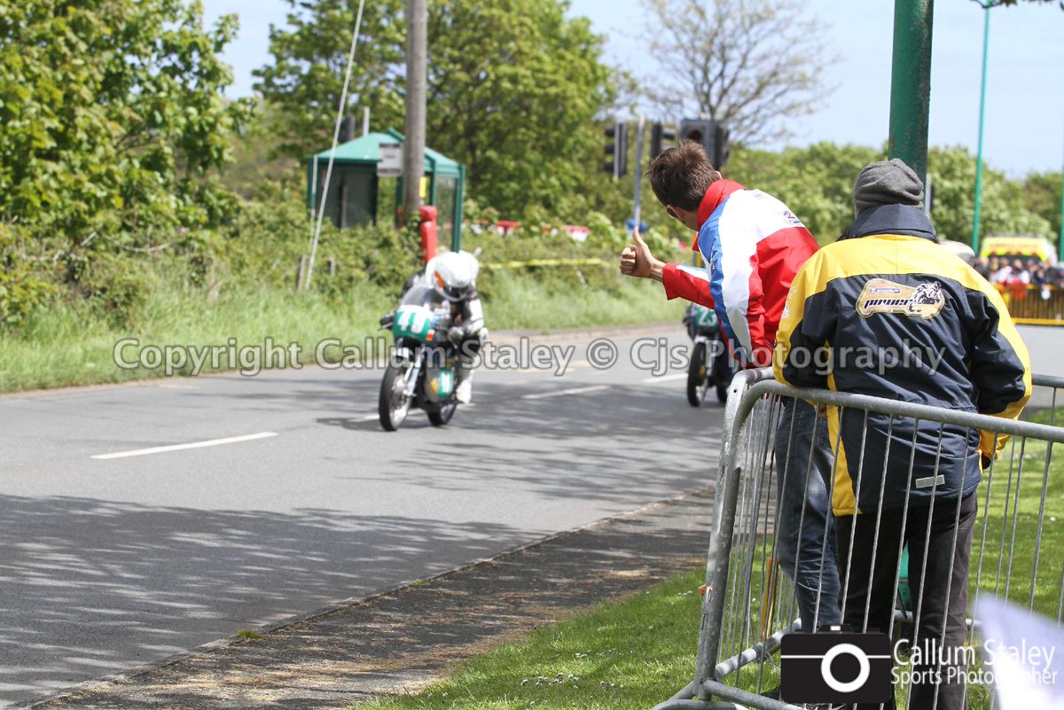 Cjsphotosiom's tweet photo. Local TT Rider Conor Cummins cheering his Dad (Billy Cummins) on yesterday at the Blackford's Pre-TT Classic #Sunny http://t.co/2QAKWmz9lG