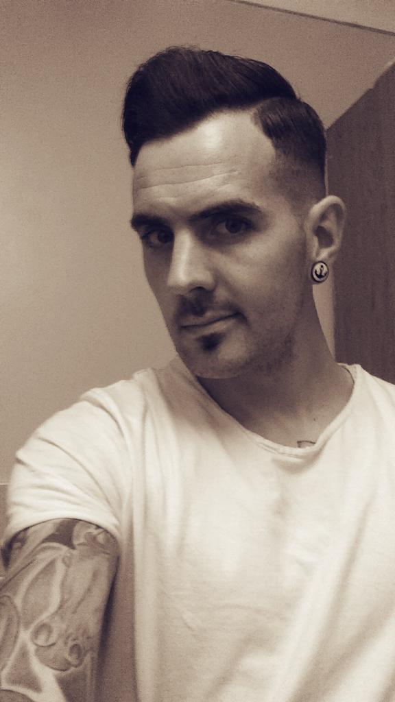 DG_SMG's tweet photo. Fresh cut thanks to @Rushofsuga :-) @barbers_morgans @HairMuk @BritishBarbers http://t.co/FZG6p3ZIKk