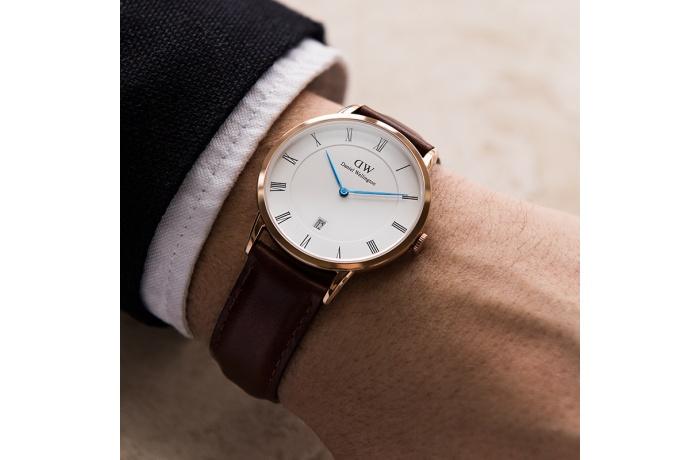 matthewscharle1's tweet photo. Smart, classy, what an exquisite "objet d'art" ! Everything you expect of an elegant watch #MyDapperDW @DW_Watches http://t.co/jXufBlcgpq
