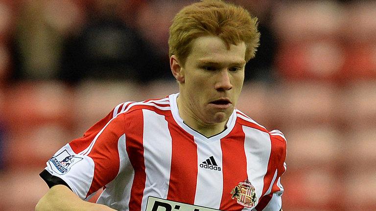 youngpro_group's tweet photo. #NEWS Duncan Watmore @duncanwatmore named U-21 Player of the Year! http://t.co/bK0v7R8rOY #Sunderland #U21 http://t.co/0ljMWJEFN6