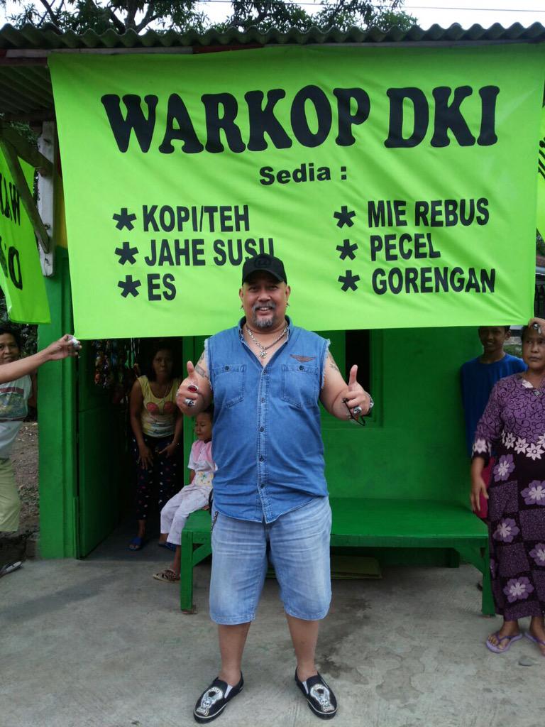 eh ktemu warung "gue" nih di daerah kalibagor-banyumas Jateng