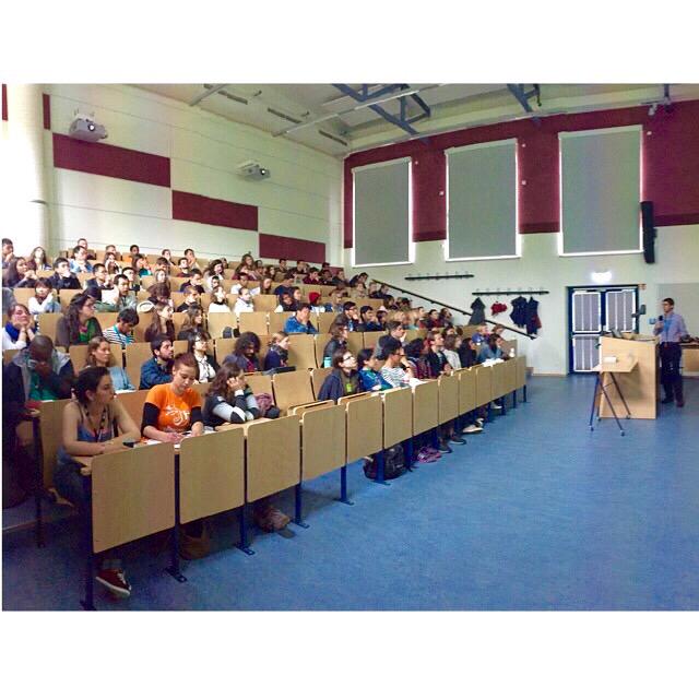 castroideas's tweet photo. #ISWI2015 keynote lecture on "Solutions For All", showcasing @IDEAStweetsUs projects across the movement. #DaretoCare http://t.co/zhDzj4oxtb