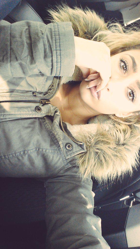 SoururYalda's tweet image. #Michiganproblems #guesstheseason #itisnteventhatdeep