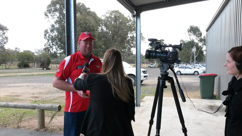 katjan80's tweet image. President Mark Goodall talking to Weeknights today about the Vic Health Grant. @longwood_fnc @WeeknightsGV