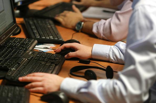 timesofindia's tweet photo. Fitness tips for workers who spent all day in desk
http://t.co/YvGgmdgdF8 http://t.co/sYfKREMOrO