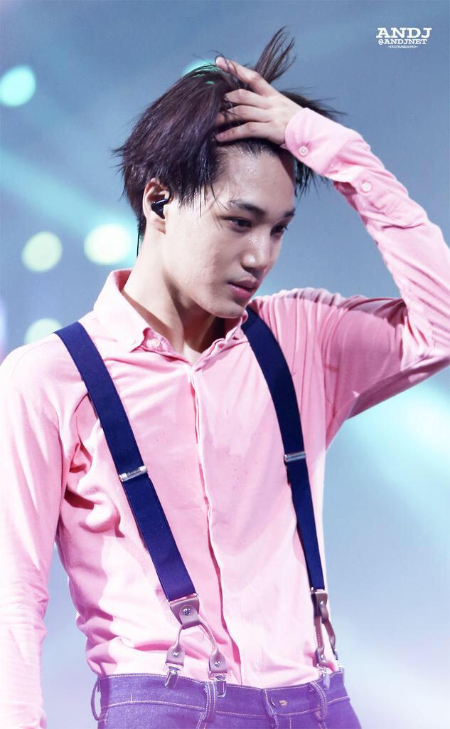 EXOKAIMAMA's tweet photo. [PIC] 150530 KAI @ TEL IN SHANGHAI http://t.co/8OKxC4rCrM http://t.co/y7KXAWsQu4 (cr.AndJnet) http://t.co/KVMhMuzvgt