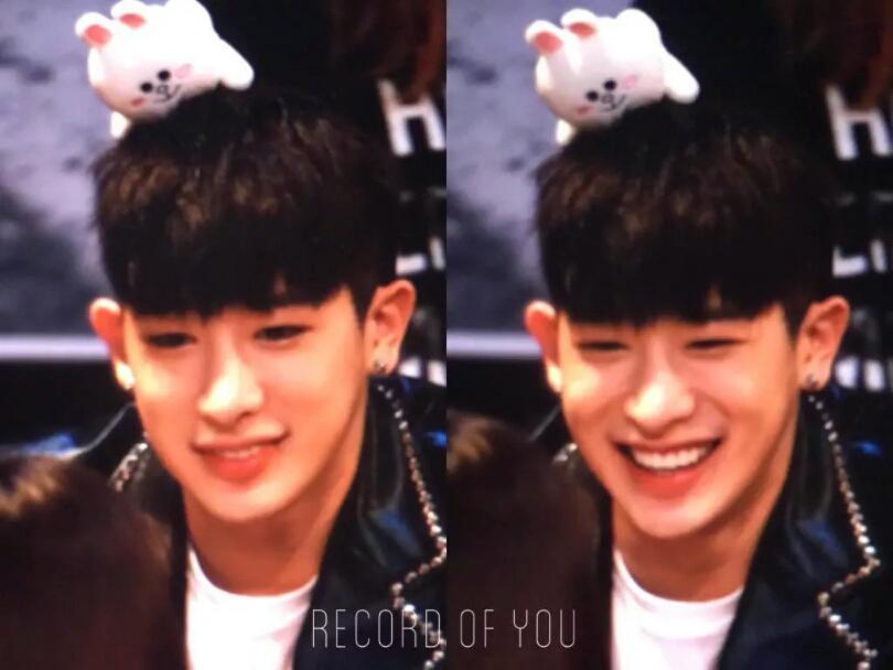 Wonho_PH's tweet photo. [FANTAKEN] 150531 #Wonho at Fan Meeting (c)930301rec http://t.co/34QxYD16Vw