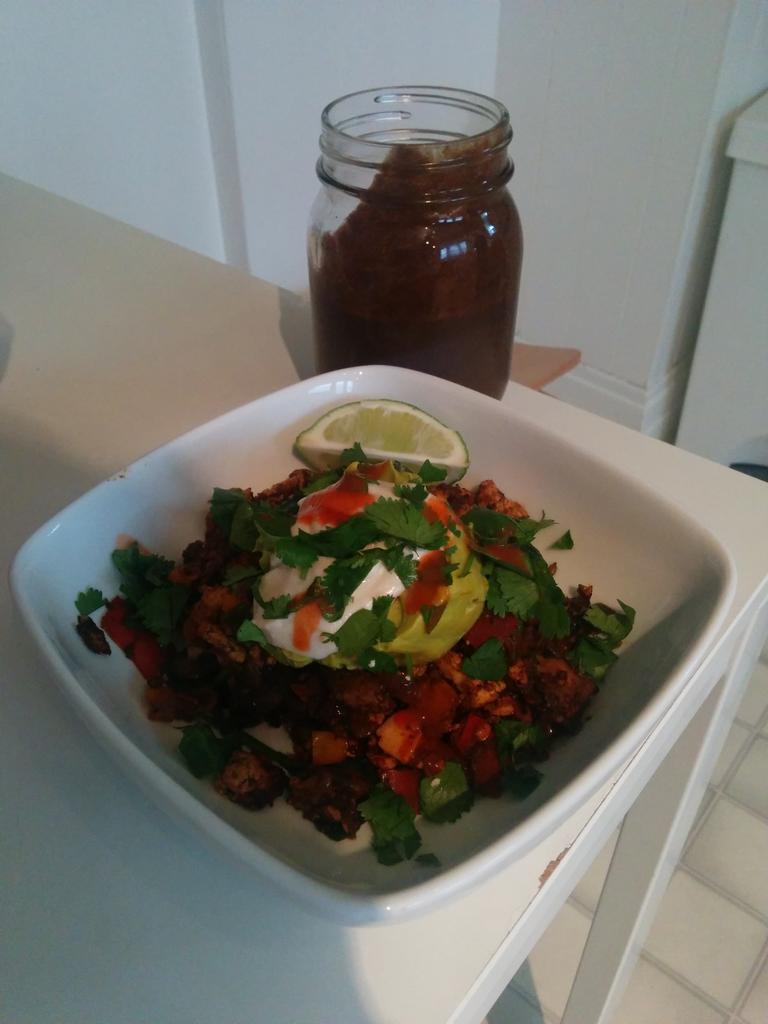 Green Smoothie and Mexican Tofu Scramble. 
#plantbased #nutrition #foodie