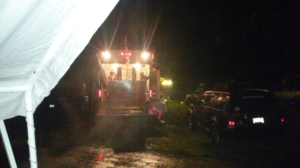 smoke2pull's tweet image. Competition bbq and rain!