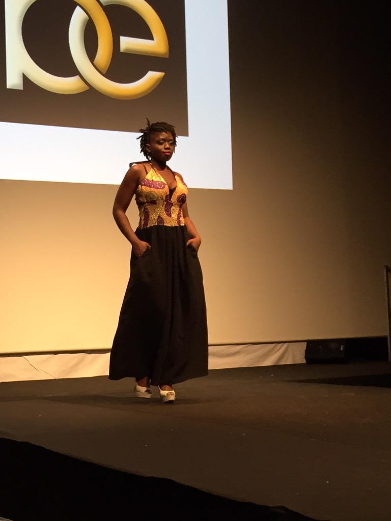 Bouclesdebene's tweet photo. Nos créateurs ont du talent #salonBE #Defilé http://t.co/hjGAAd24f5