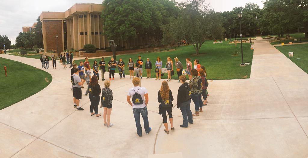 TMShamieceB's tweet photo. Orientation Session Número Dos! ✌🏾️ http://t.co/TQXglChw1I
